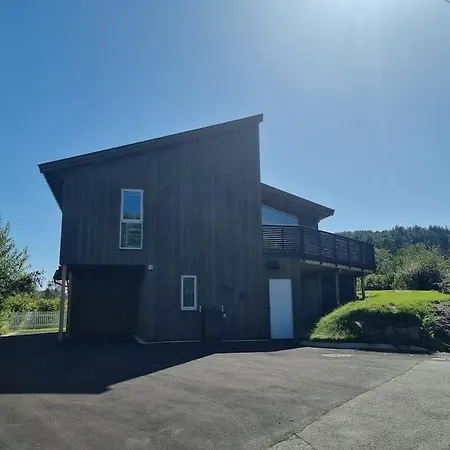 Villa Enebolig Med Hybel I Lyngdal