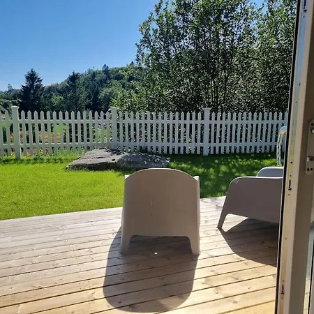 Enebolig Med Hybel I 빌라